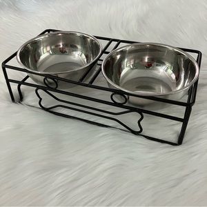 Small Dog Feeding Station